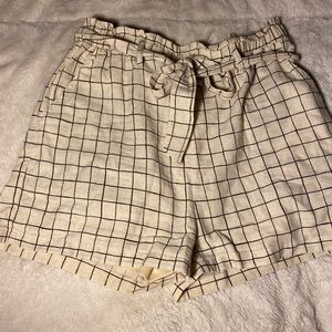 grid shorts